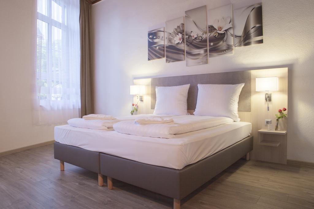 Brauweiler Hotel Schugt المظهر الخارجي الصورة
